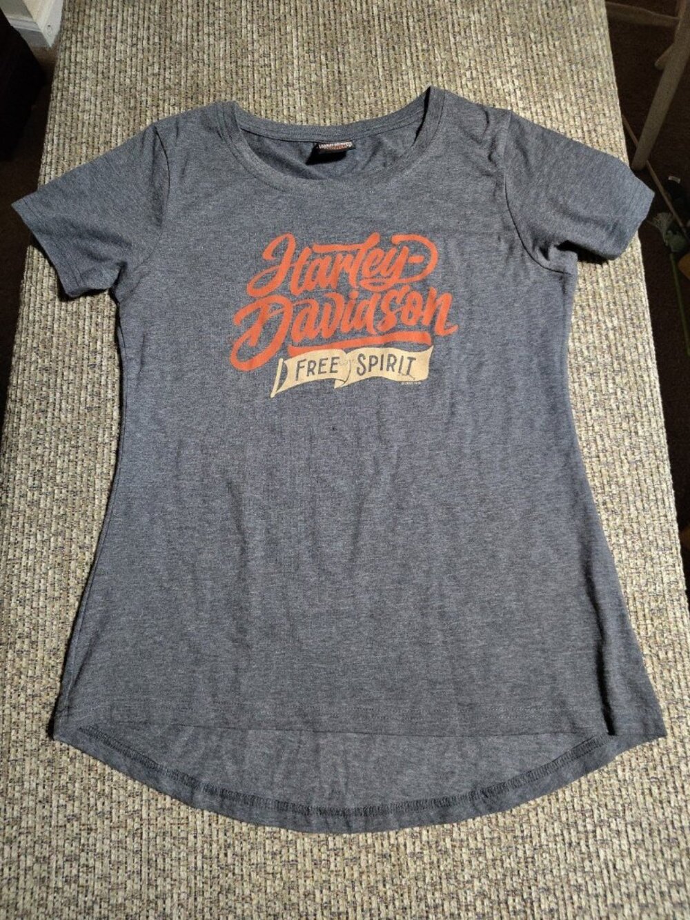 NEW Women Harley-Davidson USA Free Spirit Tee Shirt Small Gray Size: Medium